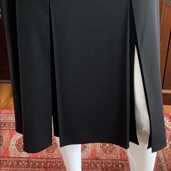 Black 96% fine wool skirt at knee length with four long pleaded sexy slits US 12 - Picture 3 of 13